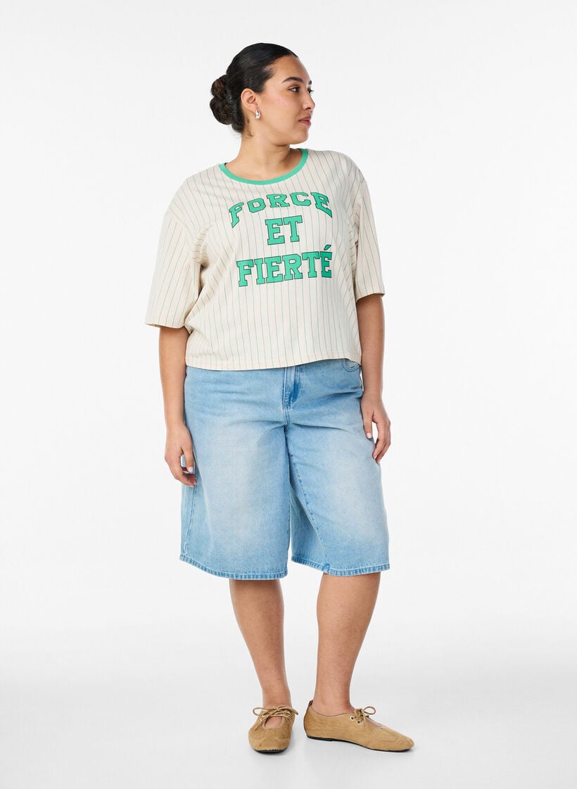 Boxy T-shirt med striber og statement-print, Vanilla, Model image number 1