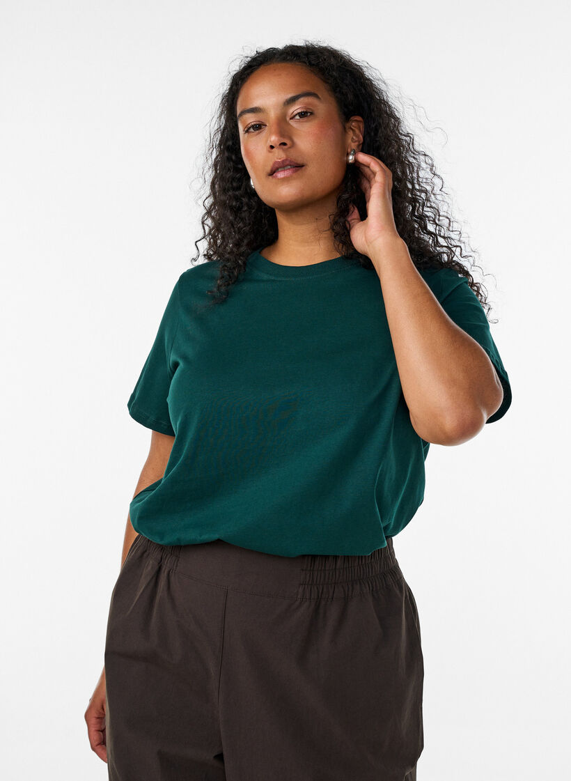 Basis t-shirt i bomuld med rund hals , Gr&oslash;n, Model image number 0