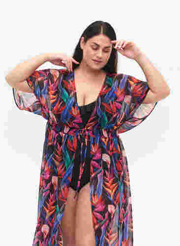 Strand kimono med print, Bright Leaf, Model image number 2