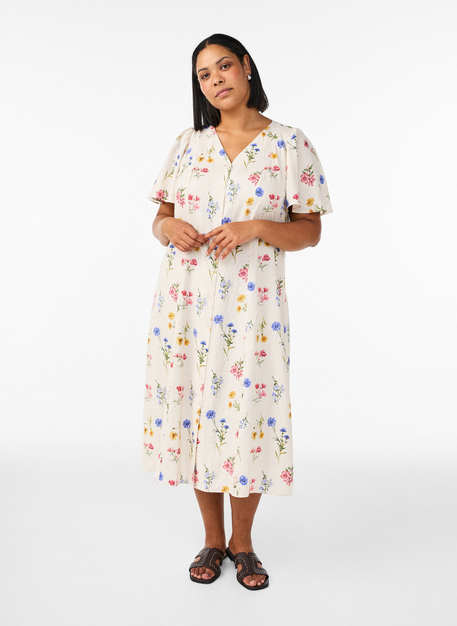 Midikjole i h&oslash;r og viskose med fl&aelig;se&aelig;rmer, Beige, Model