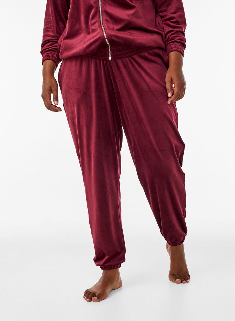 L&oslash;se bukser i velour, R&oslash;d, Model image number 2