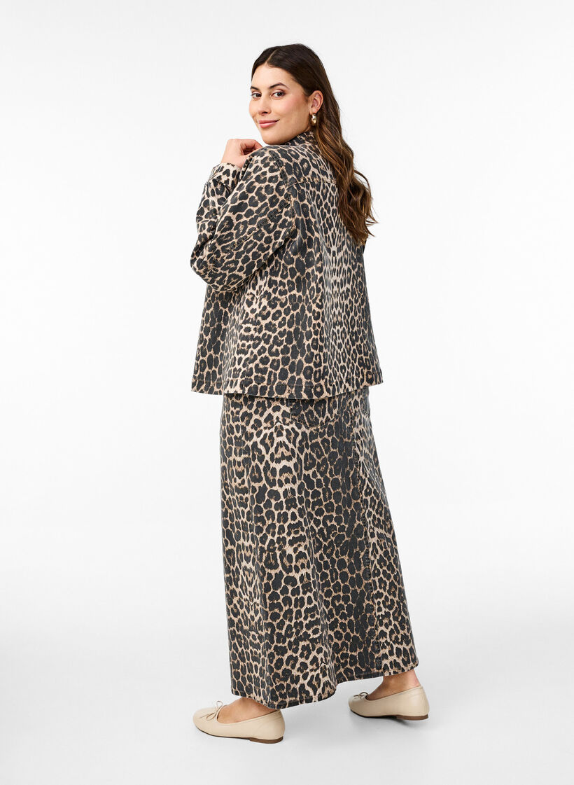 Maxinederdel med leopardprint og frontslids, Leo AOP, Model image number 1