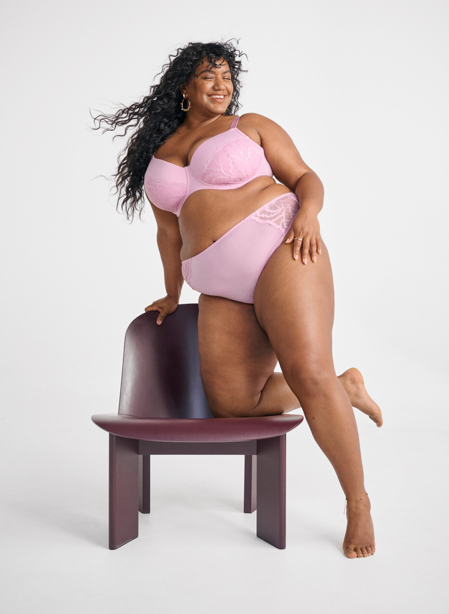 Zizzi G-streng med blonder og microfiber, Lyser&oslash;d, Image image number 0