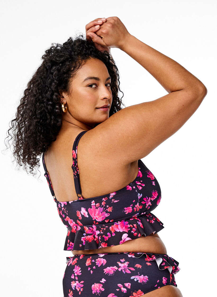Blomstret bikini top med flæsekant, Lyserød, Model image number 2