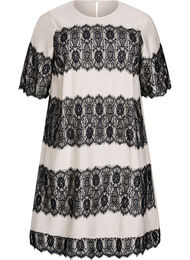 Kort kjole med kontrastfarvede blondepaneler, Beige