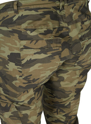 Cropped jeans med camouflage print, Ivy Green/Camo, Packshot image number 3