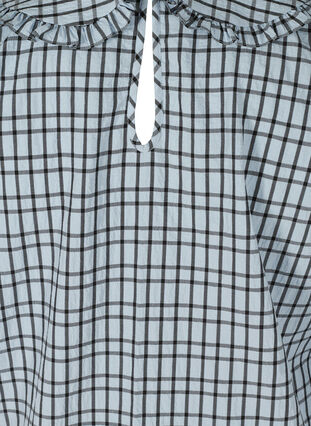 Ternet bluse med 3/4 ærmer og flæsekrave, Light Blue Check , Packshot image number 3
