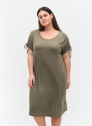 Kortærmet viskose kjole med snøredetalje, Dusty Olive, Model image number 0
