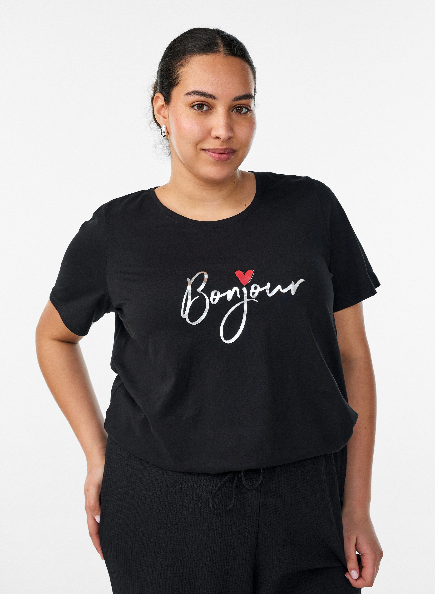 T-shirt med motiv, Sort, Model