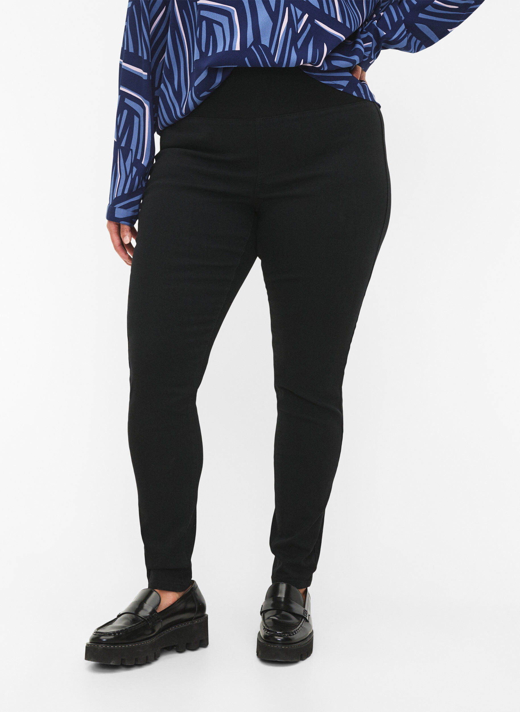 Zizzi FLASH - Jegging med bred elastikkant, Sort, Model image number 2