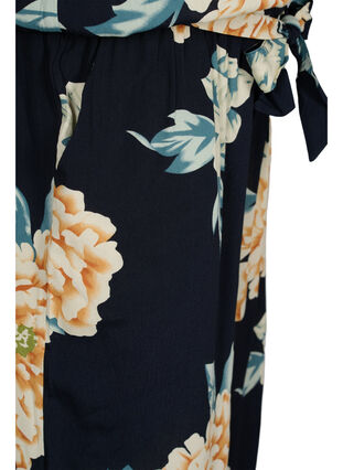 Viskose jumpsuit med knapper og bindesnøre, Roses on Navy, Packshot image number 3
