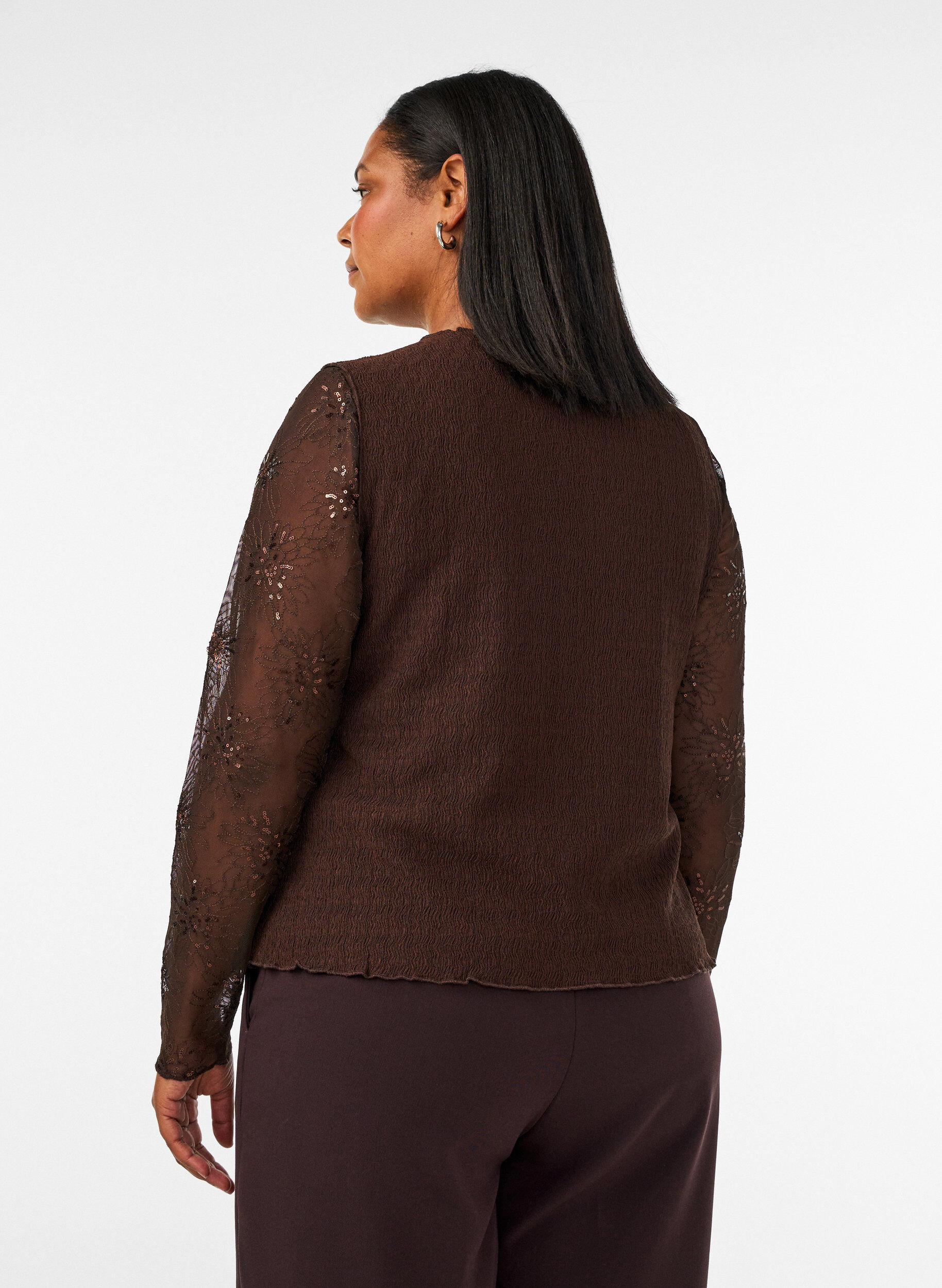 Zizzi&AElig;rmel&oslash;s top med b&oslash;lget struktur og knaplukning, Brun, Model image number 2