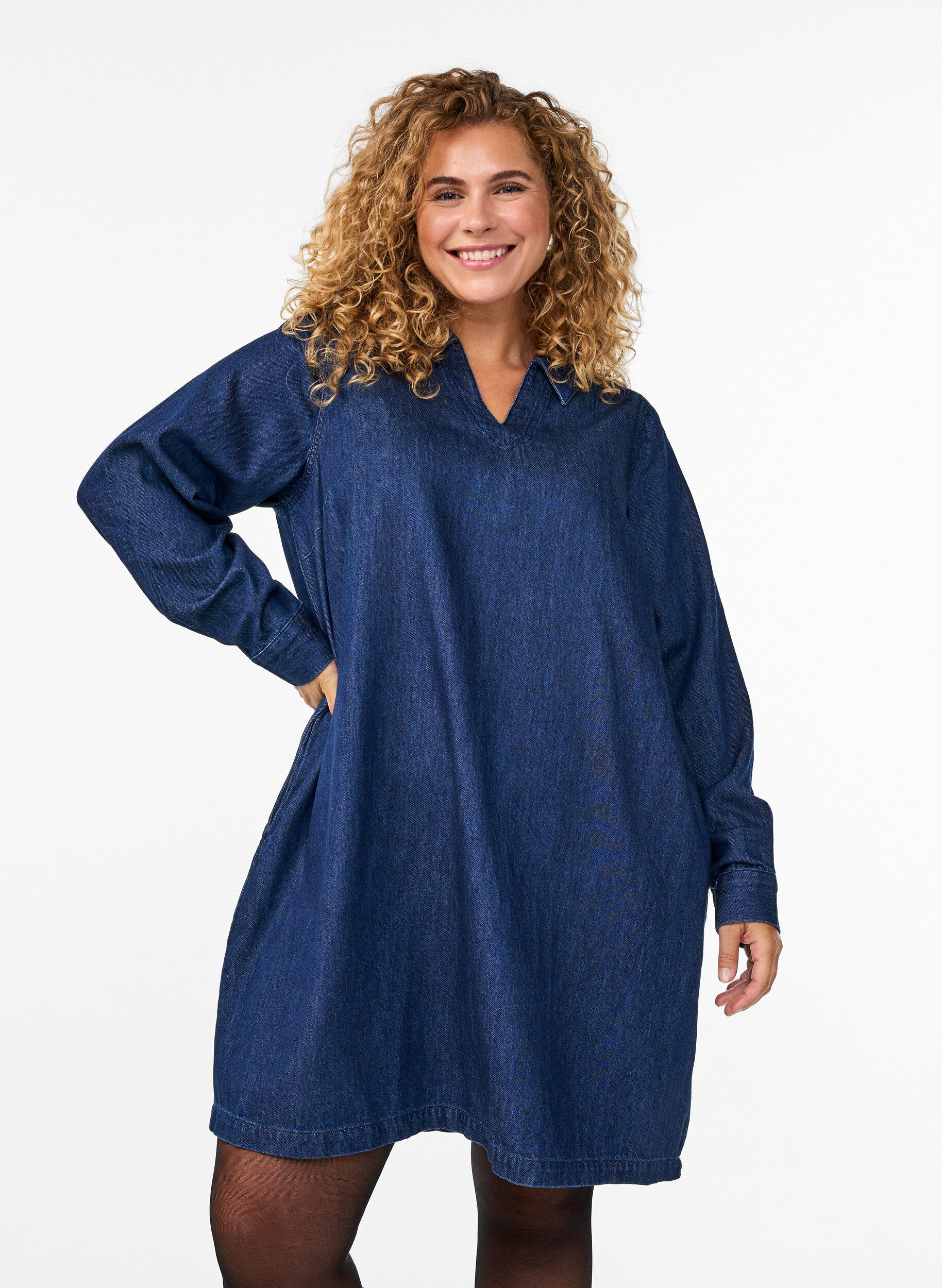 ZizziKort denimkjole med v-hals og krave, Bl&aring;, Model image number 0