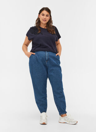 Slouchy fit Saga jeans i bomuld, Blue denim, Model image number 0