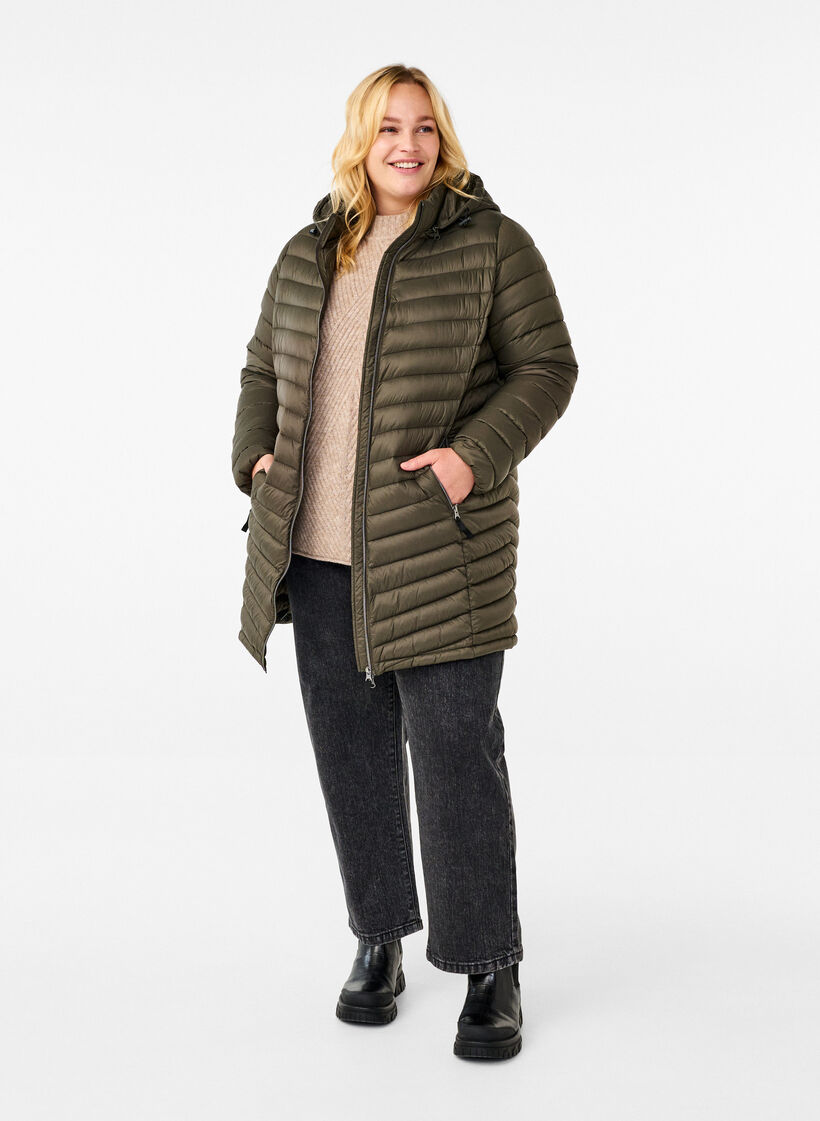 Letvægts jakke med lommer og aftagelig hætte, Grøn, Model image number 1