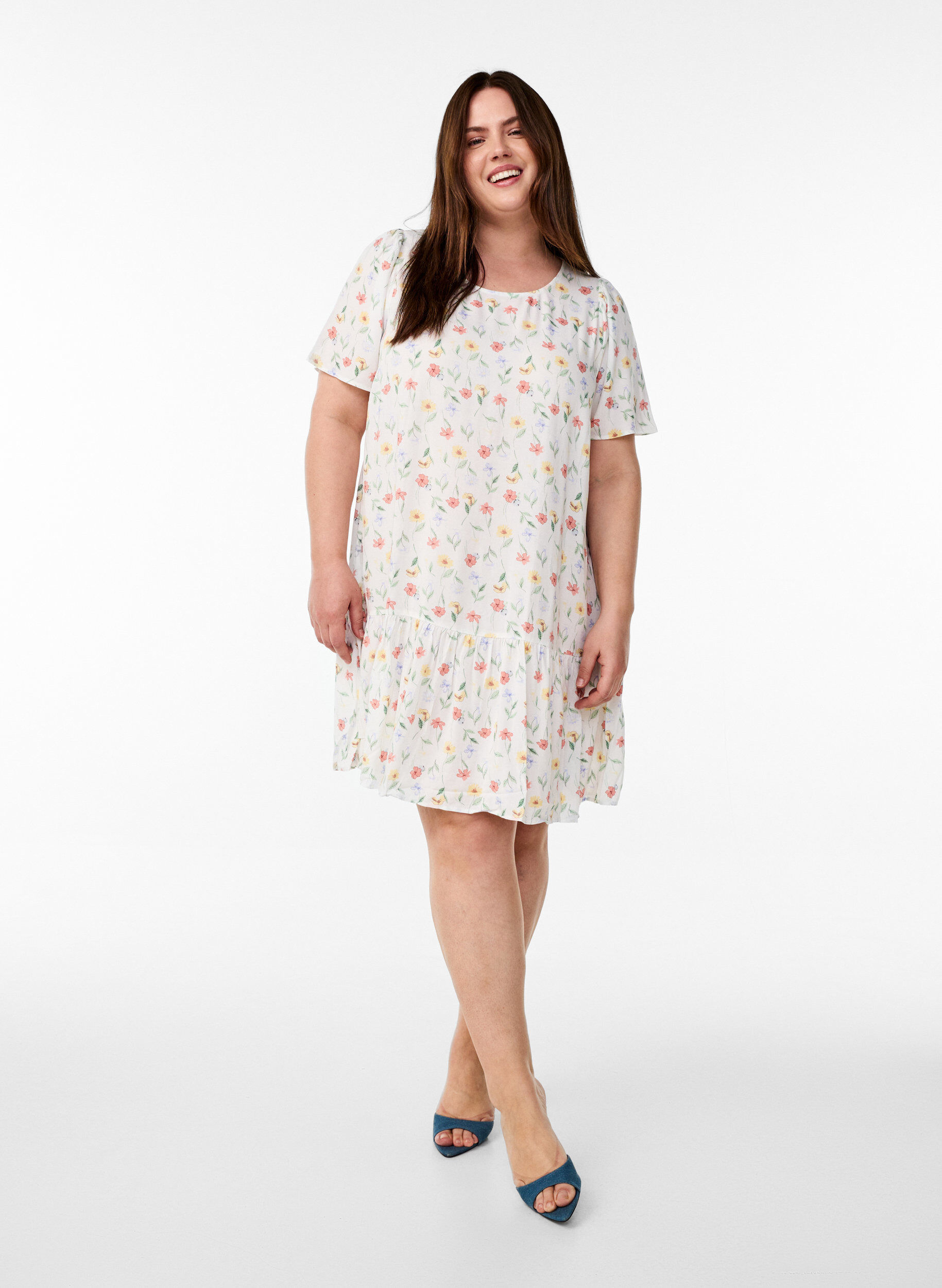ZizziKjole i viskose med sk&aelig;ring, Hvid, Model image number 1
