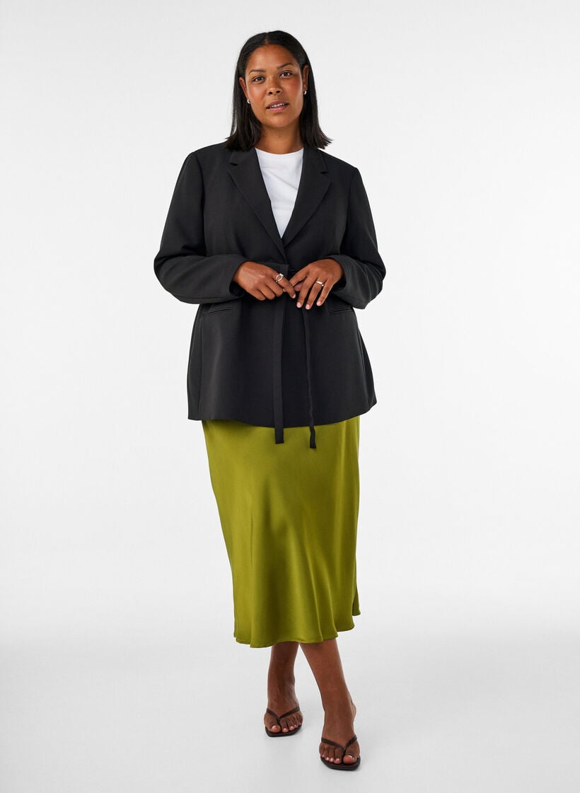 Satin midi-nederdel, Gr&oslash;n, Model