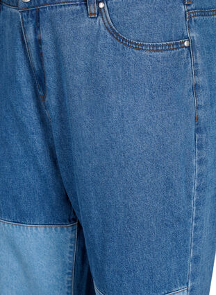 Mille mom fit jeans med colorblock og høj talje, Light Blue Denim, Packshot image number 2