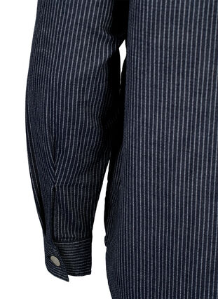 Nålestribet skjorte i bomuld, Dark Blue Stripe, Packshot image number 3