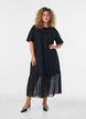 T-shirtkjole med transparent meshkant, Sort, Model image number 0