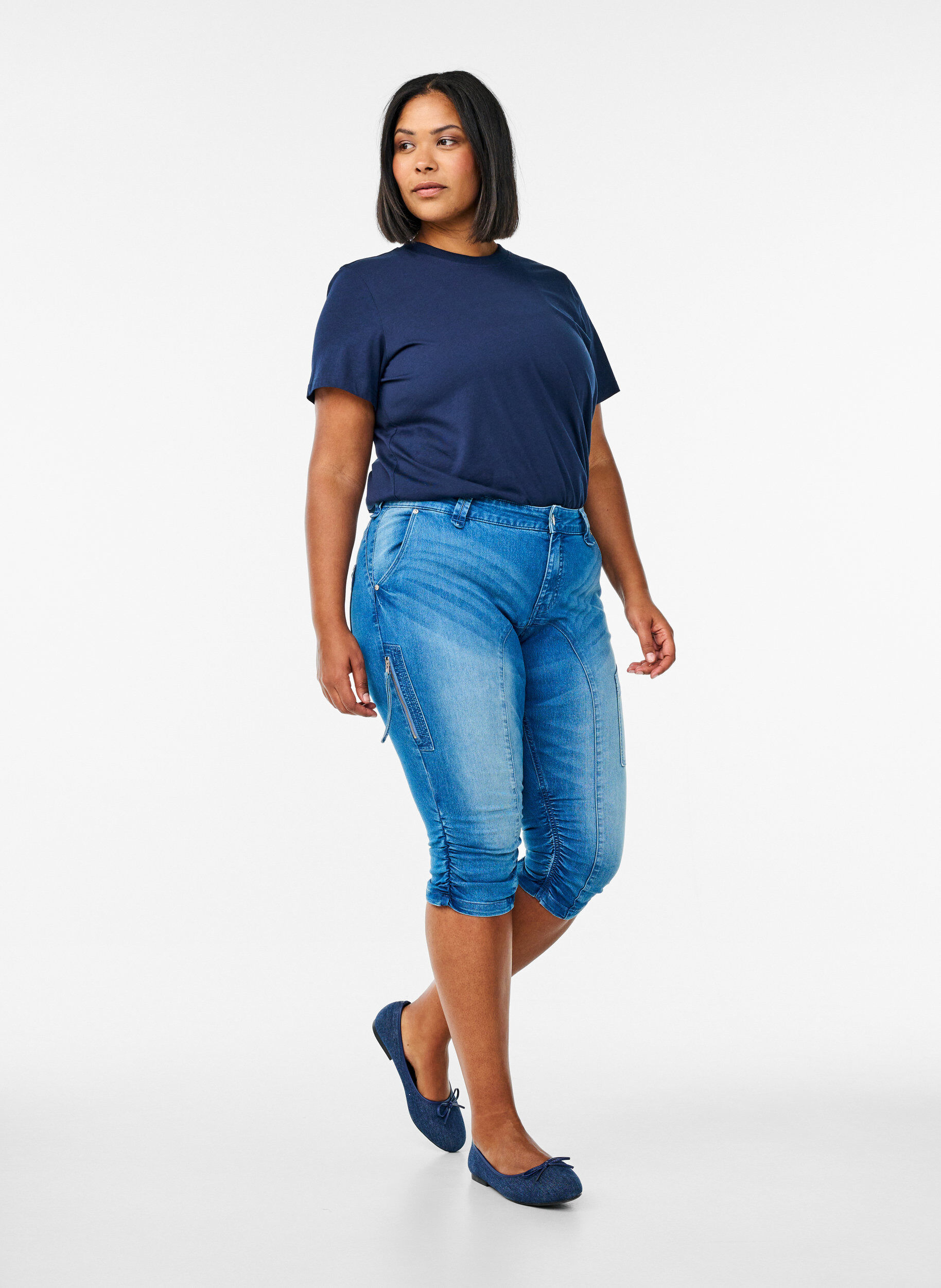 Slim fit capri jeans med lommer, Bl&aring;, Model