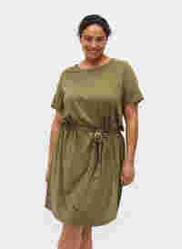 Kortærmet kjole med taljebælte, Dusty Olive, Model