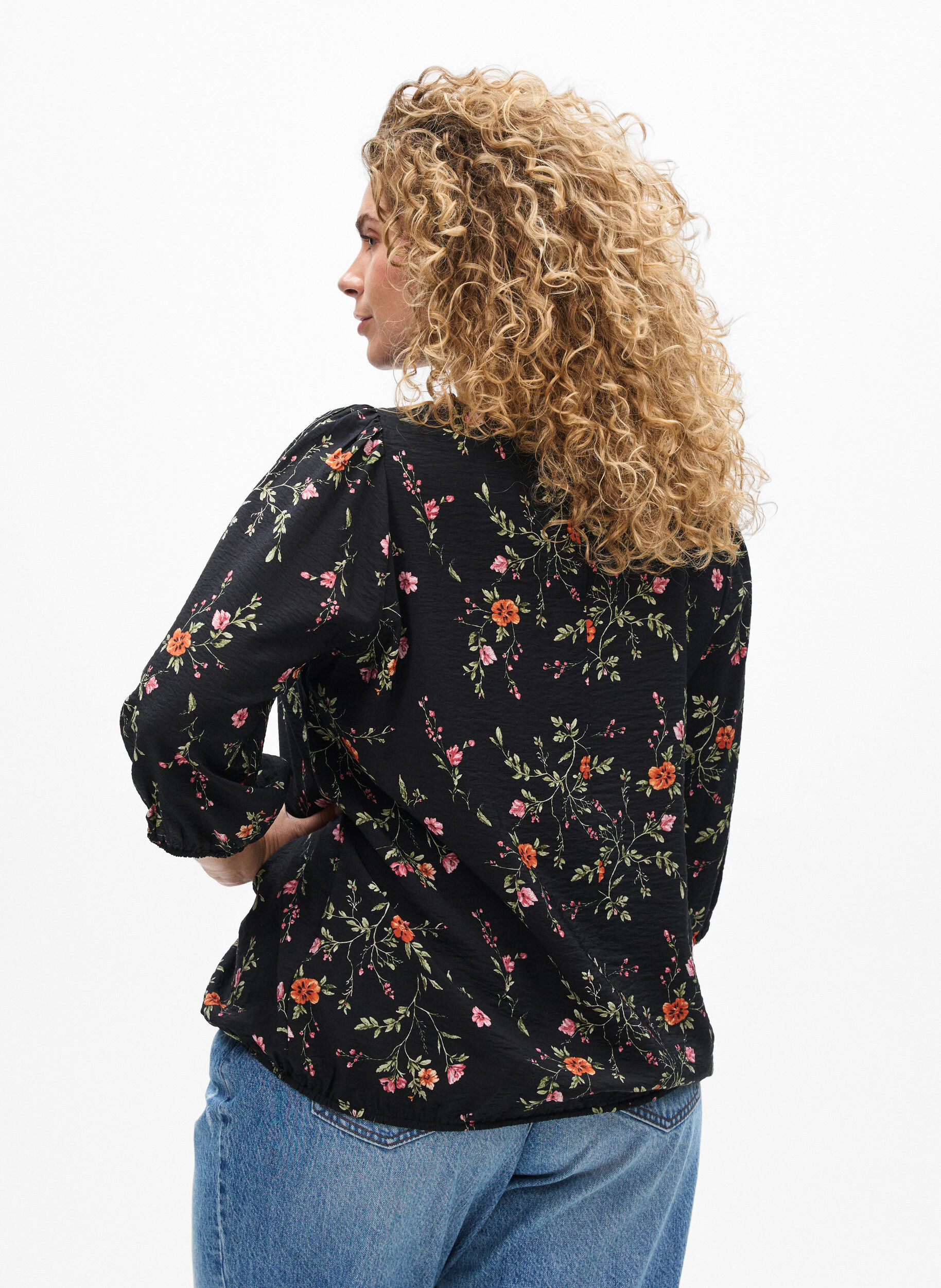 ZizziBluse med 3/4 &aelig;rmer og blondedetalje, Sort, Model image number 2
