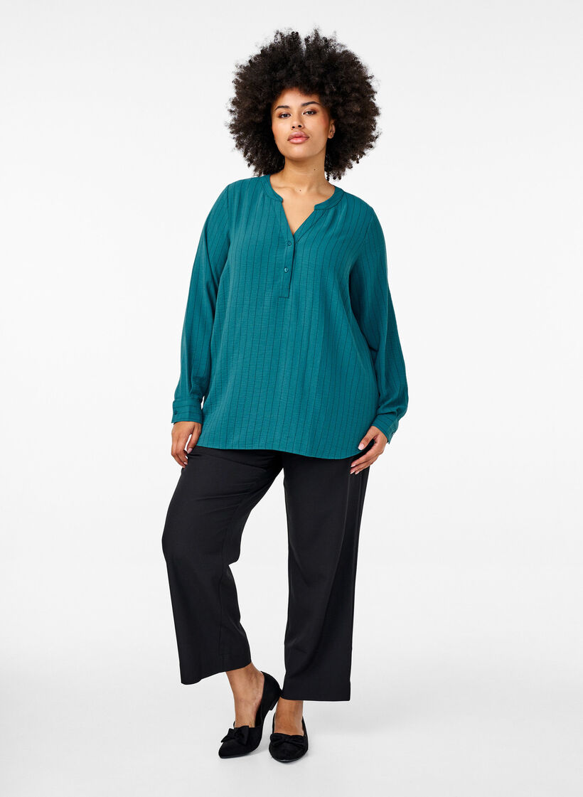 N&aring;lestribet skjortebluse, Gr&oslash;n, Model image number 1