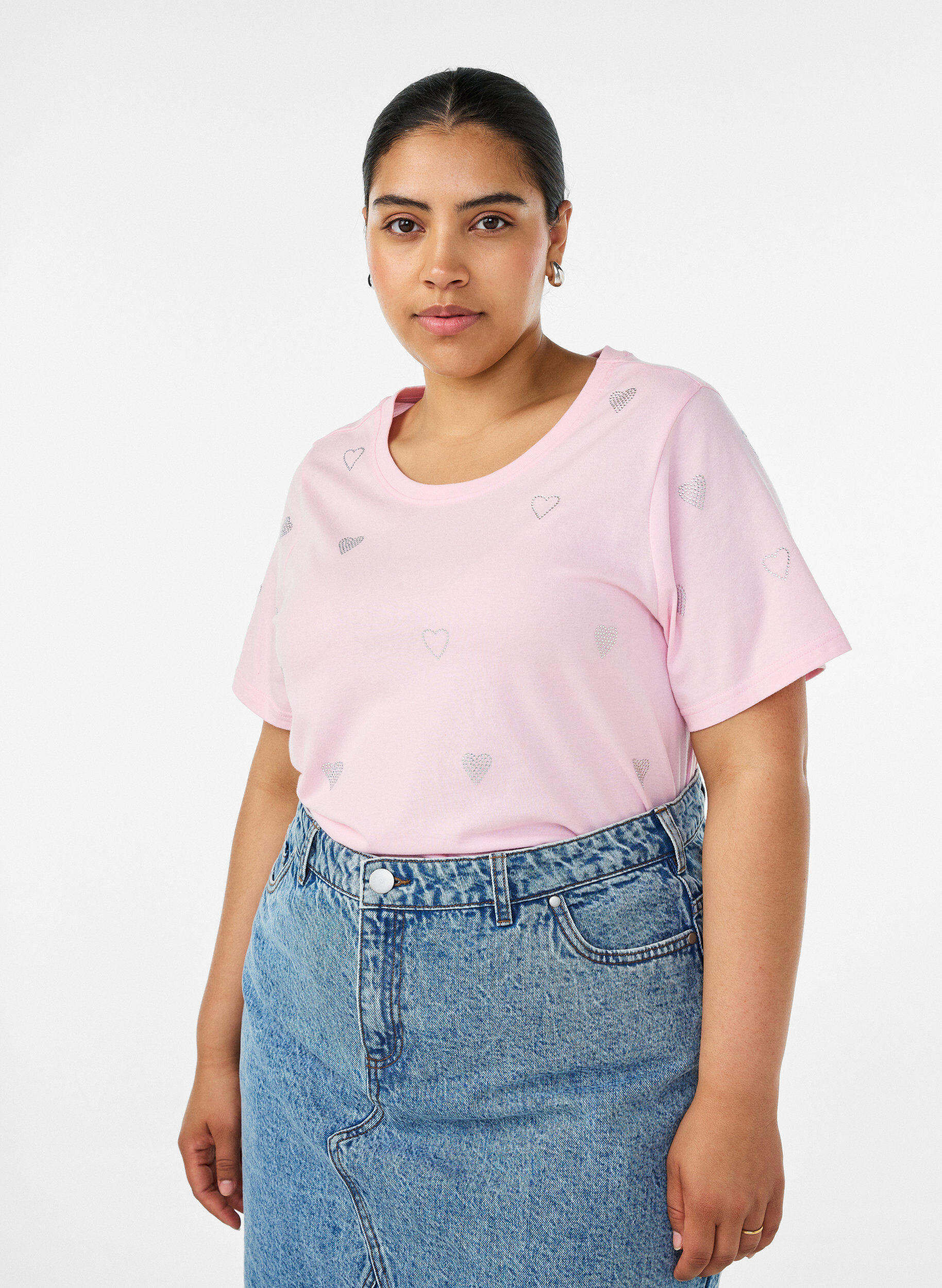 ZizziT-shirt i &oslash;kologisk bomuld med hjerter, Lyser&oslash;d, Model image number 0