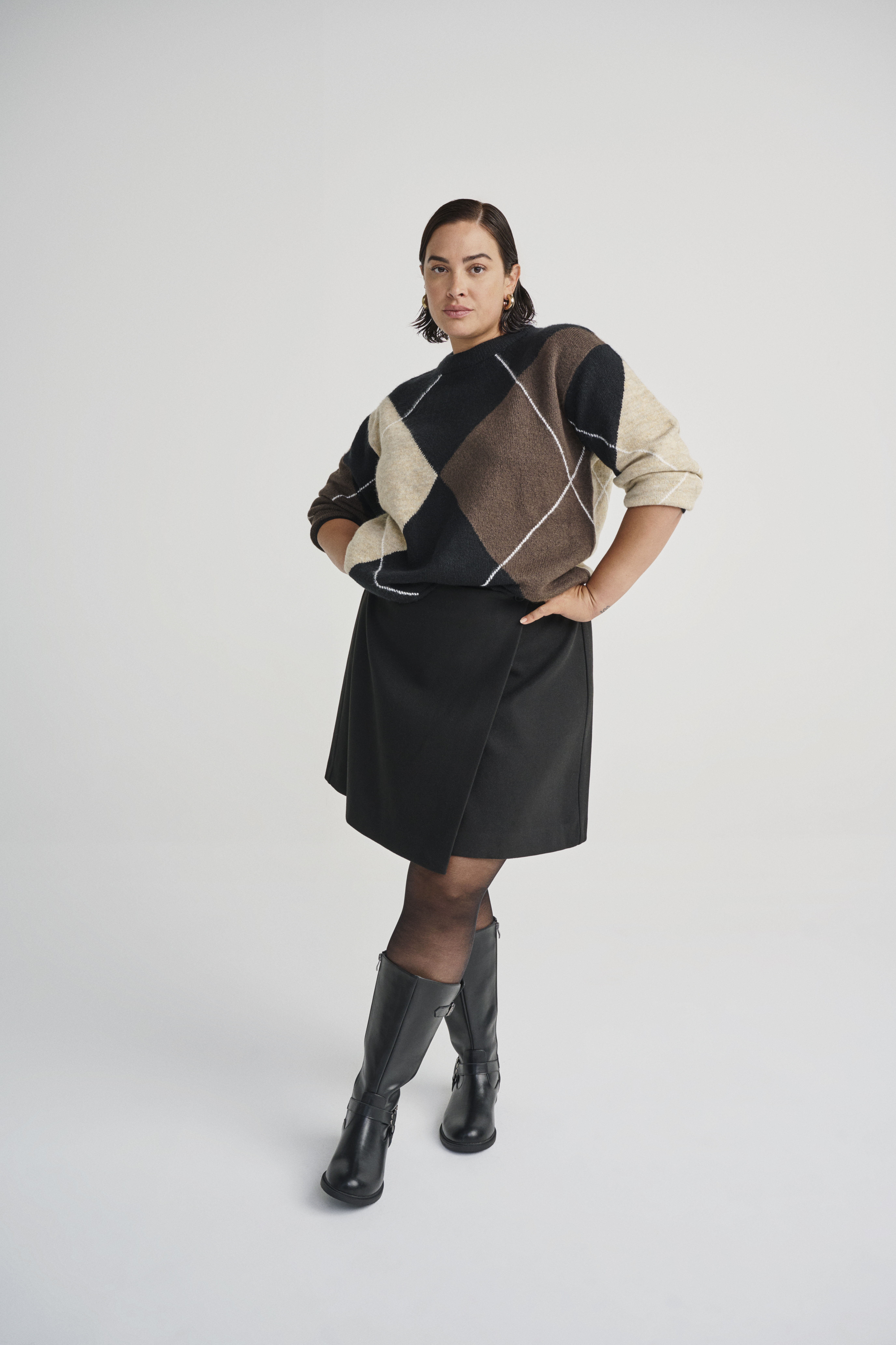 Zizzi St&oslash;vle i l&aelig;der sp&aelig;nde, , Model