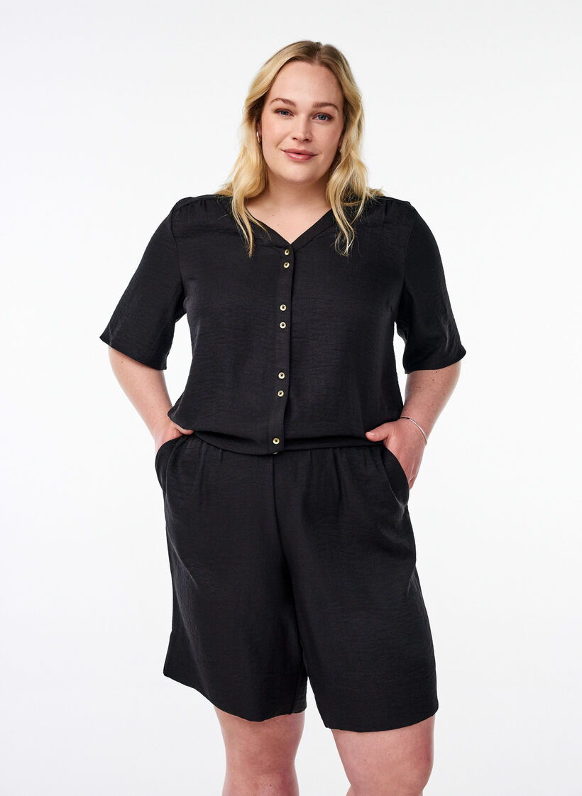 Shorts med lommer og h&oslash;j talje, Sort, Model image number 0