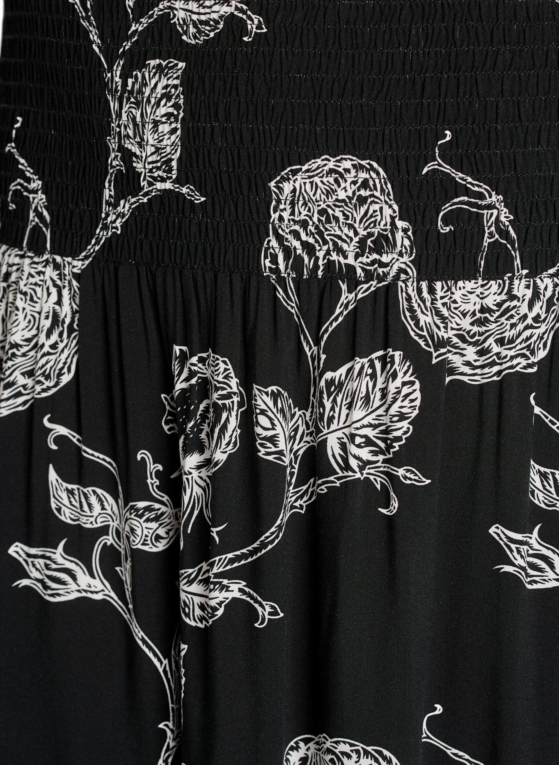 ZizziMaxinederdel i viskose med smock, Sort, Packshot image number 2