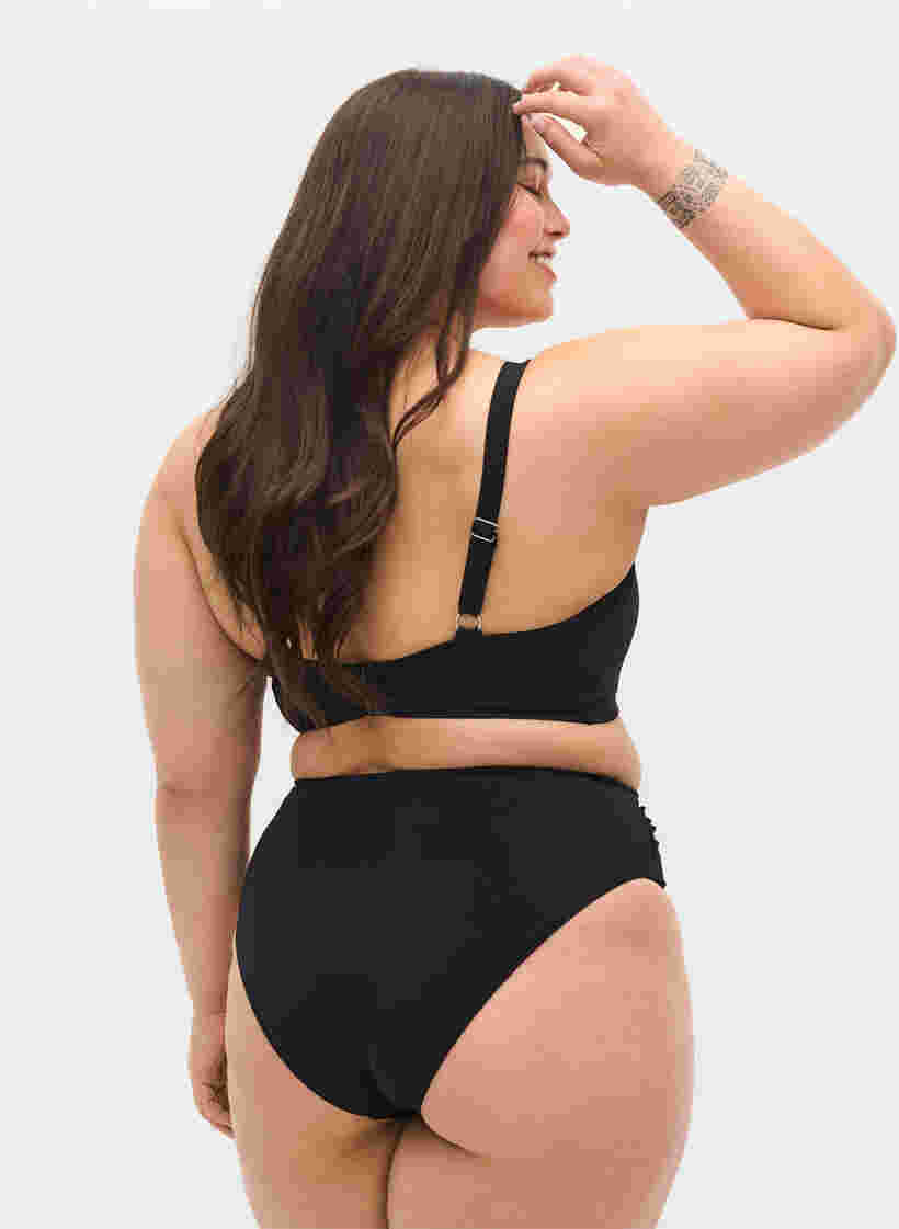 Højtaljet bikini trusse med høj benskæring, Black, Model image number 1