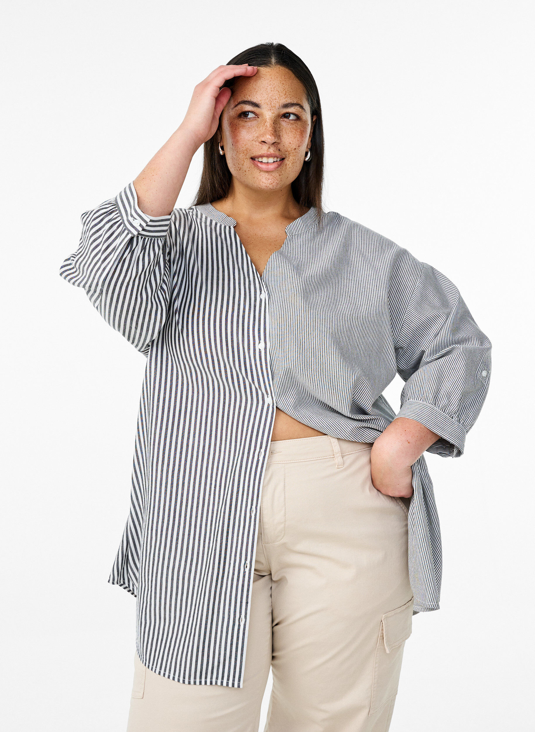 Stribet tunika med 3/4 &aelig;rmer, Sort, Model