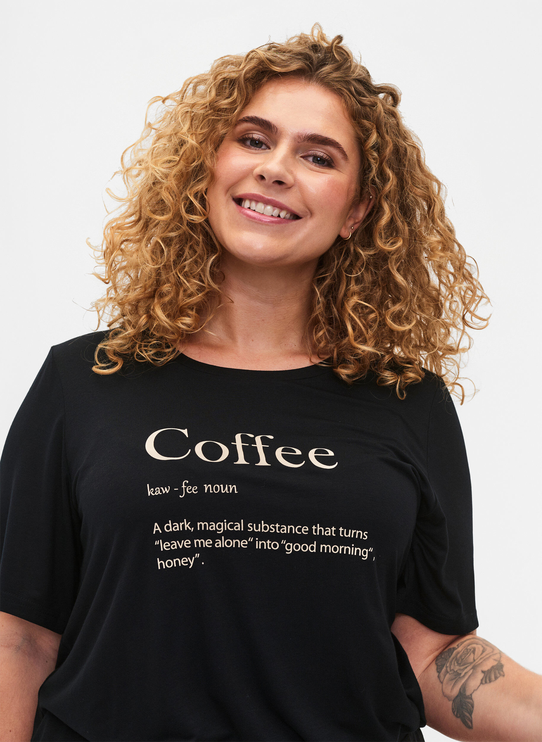 Zizzi Kort&aelig;rmet nat t-shirt i viskose, Black Coffee, Model image number 1