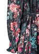 Blomstret midikjole med v&aelig;vet struktur og bindeb&aelig;lte, Sort, Packshot image number 3