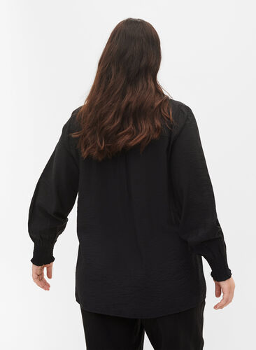 Viskose skjorte med smock, Black, Model image number 1
