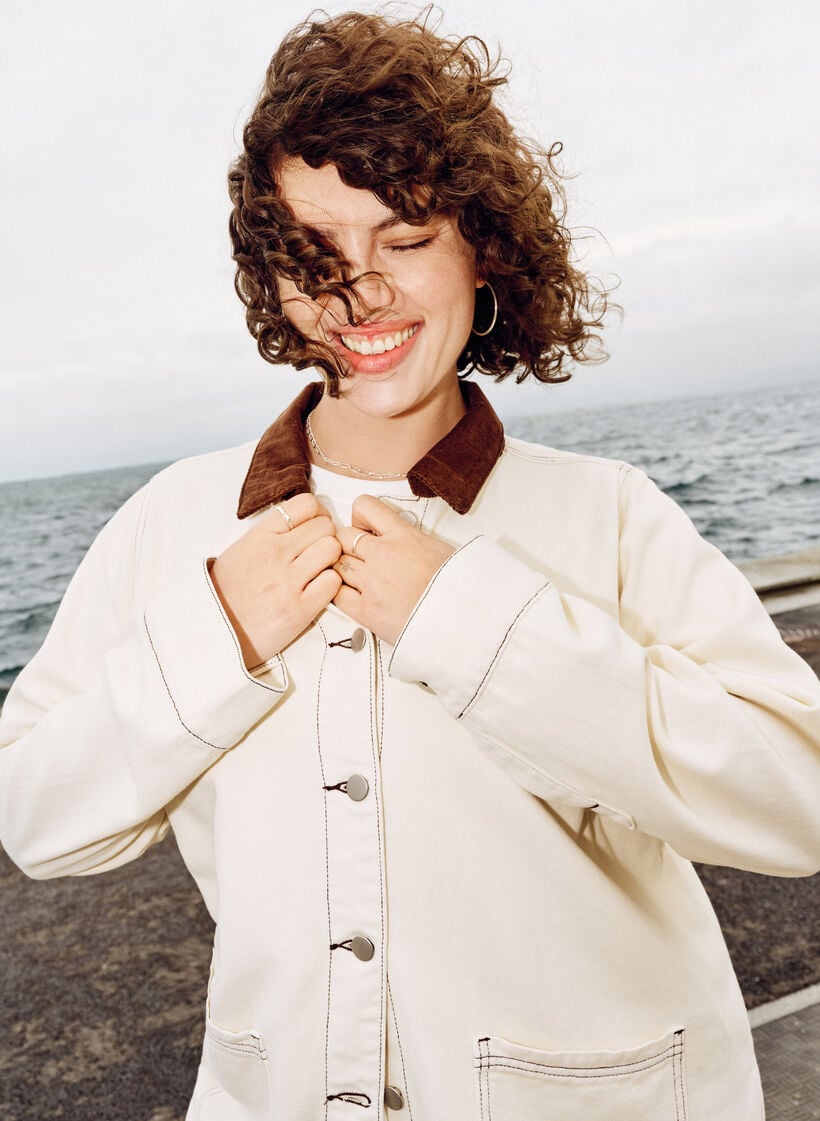 Jakke i farvet denim med kontrastkrave, Vanilla, Image image number 0