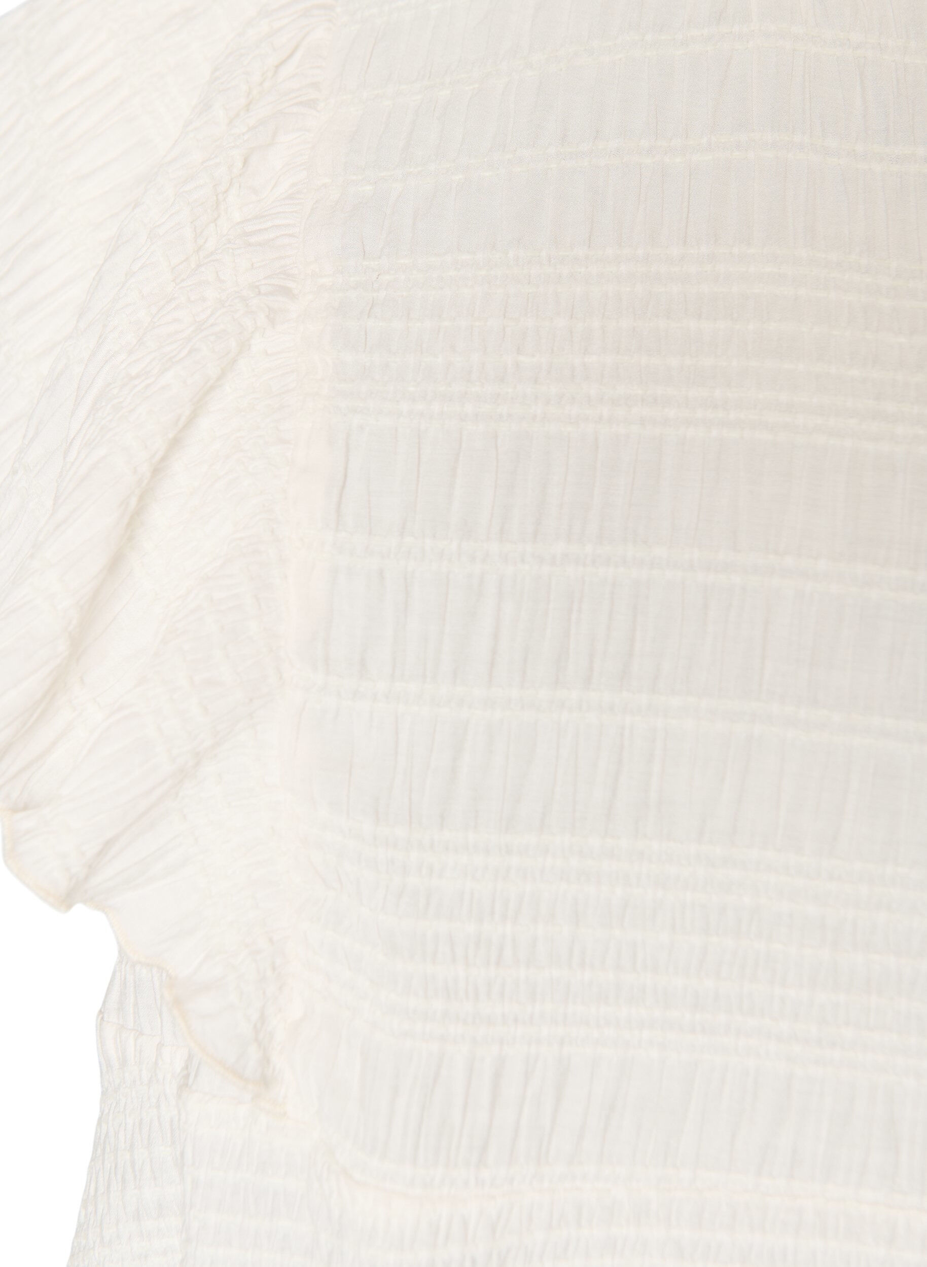 ZizziBluse med smock-struktur og fl&aelig;se&aelig;rmer, Vanilla, Packshot image number 2