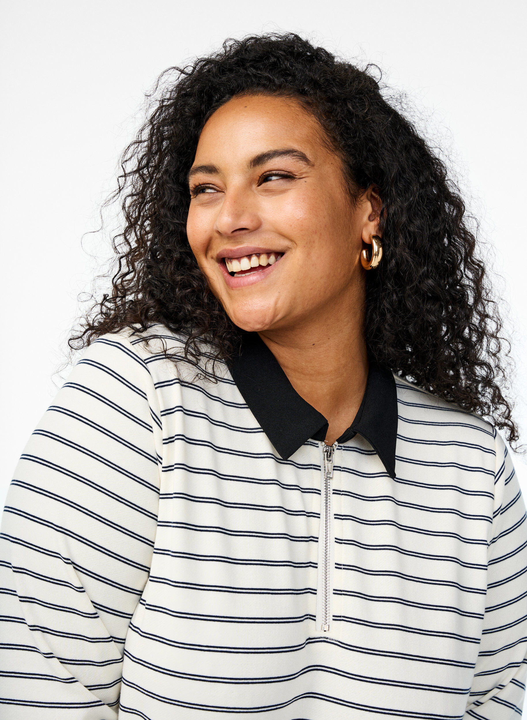 Zizzi Stribet poloshirt med lynl&aring;s, Hvid, Model image number 3