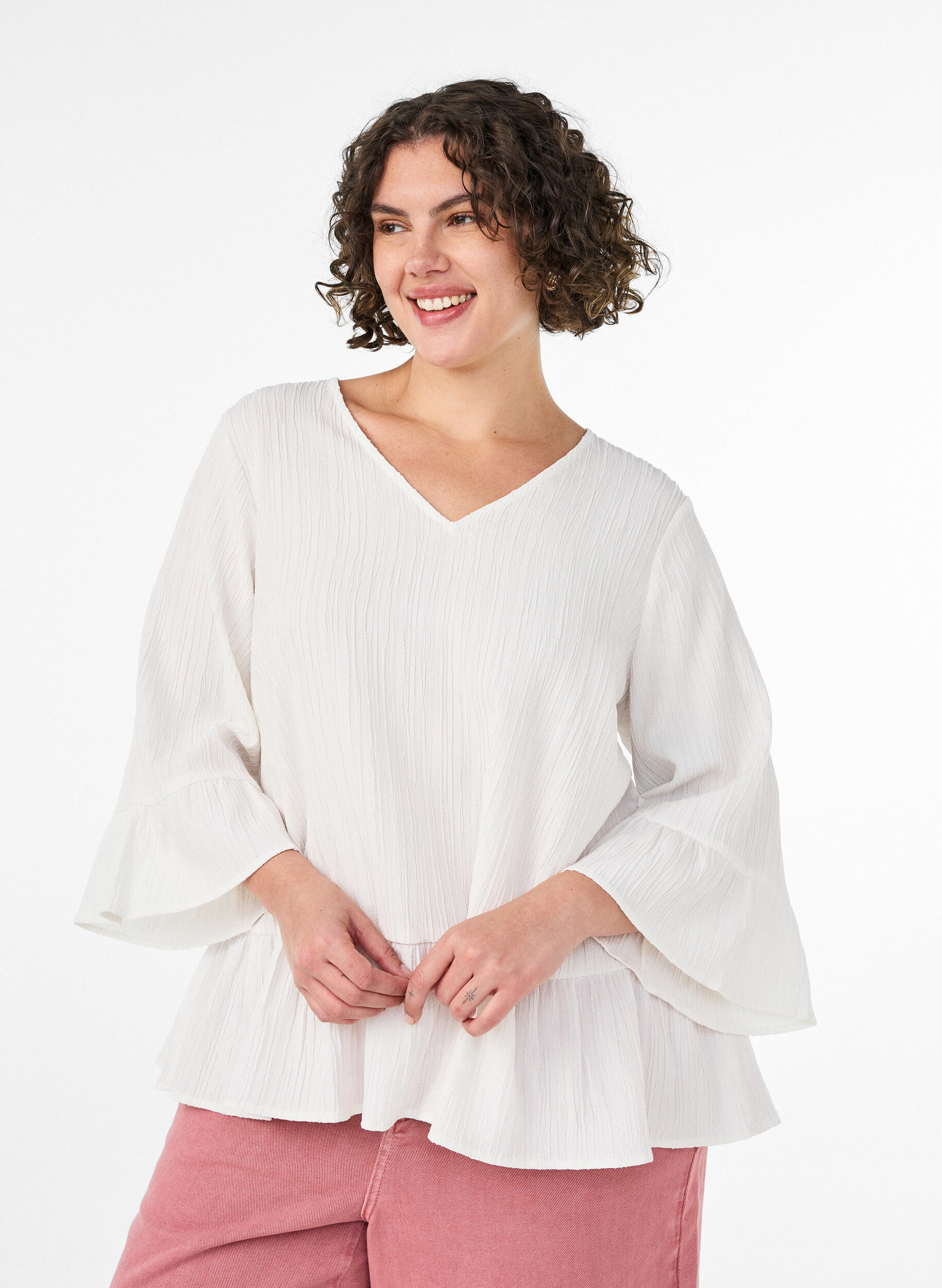 Bluse med struktur, V-hals og fl&aelig;ser, Vanilla, Model