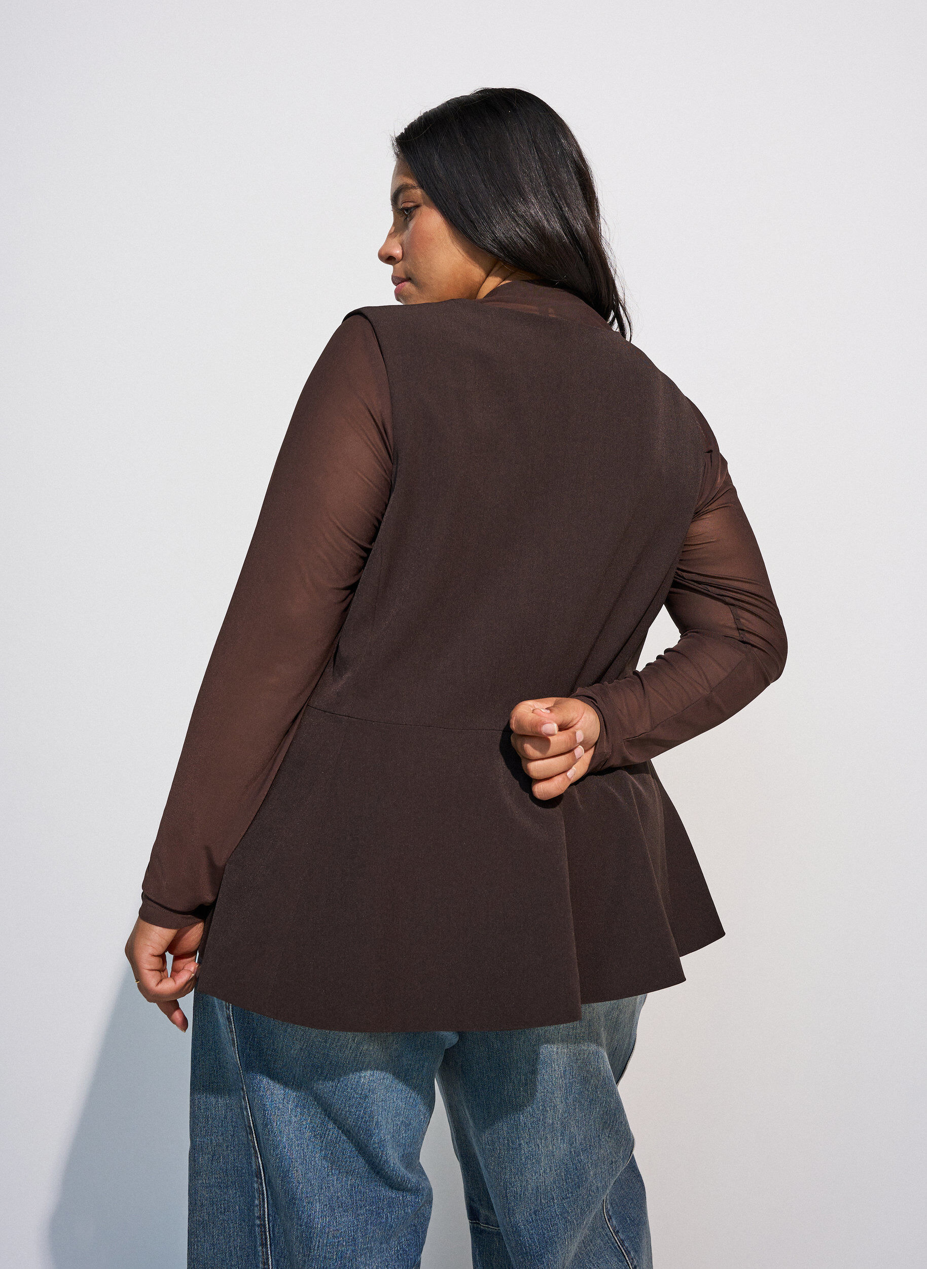 ZizziT&aelig;tsiddende meshbluse med lange &aelig;rmer, Brun, Model image number 2