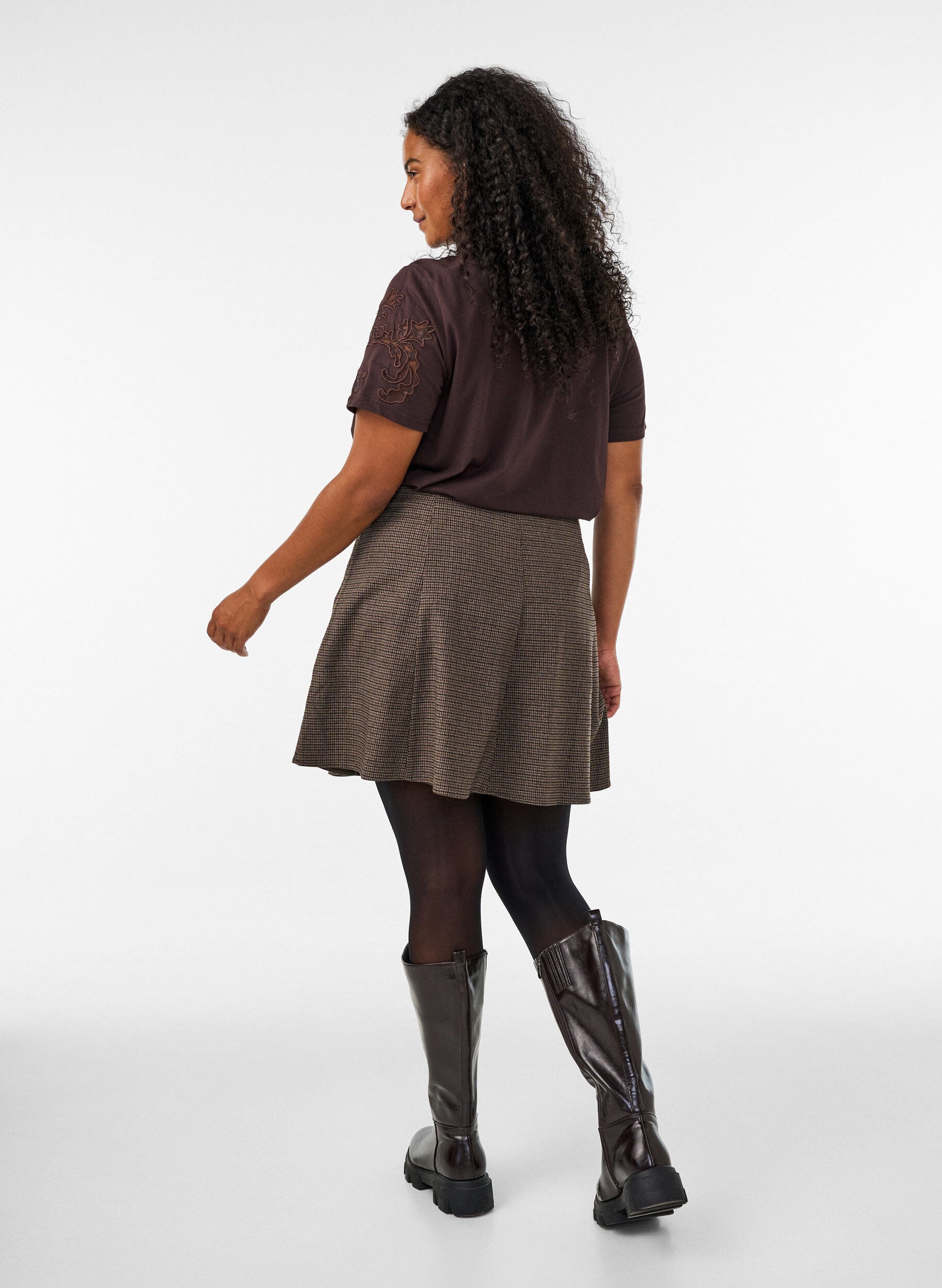 ZizziSm&aring;ternet nederdel med A-form, Brun, Model image number 2