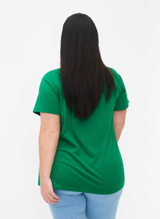 Bomulds t-shirt med teksttryk og v-hals, Jolly Green ORI, Model image number 1