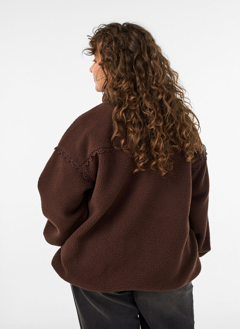 Teddyjakke med hulm&oslash;nsterb&aring;nd og h&oslash;j krave, Brun, Model image number 2