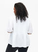 Viskose bluse med broderi anglaise, Bright White, Model image number 1