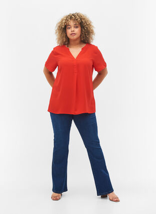 Kortærmet bluse med v-udskæring, Fiery Red, Model image number 2