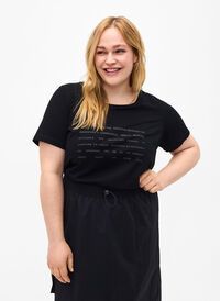T-shirt med tekst motiv, Black W. Black, Model