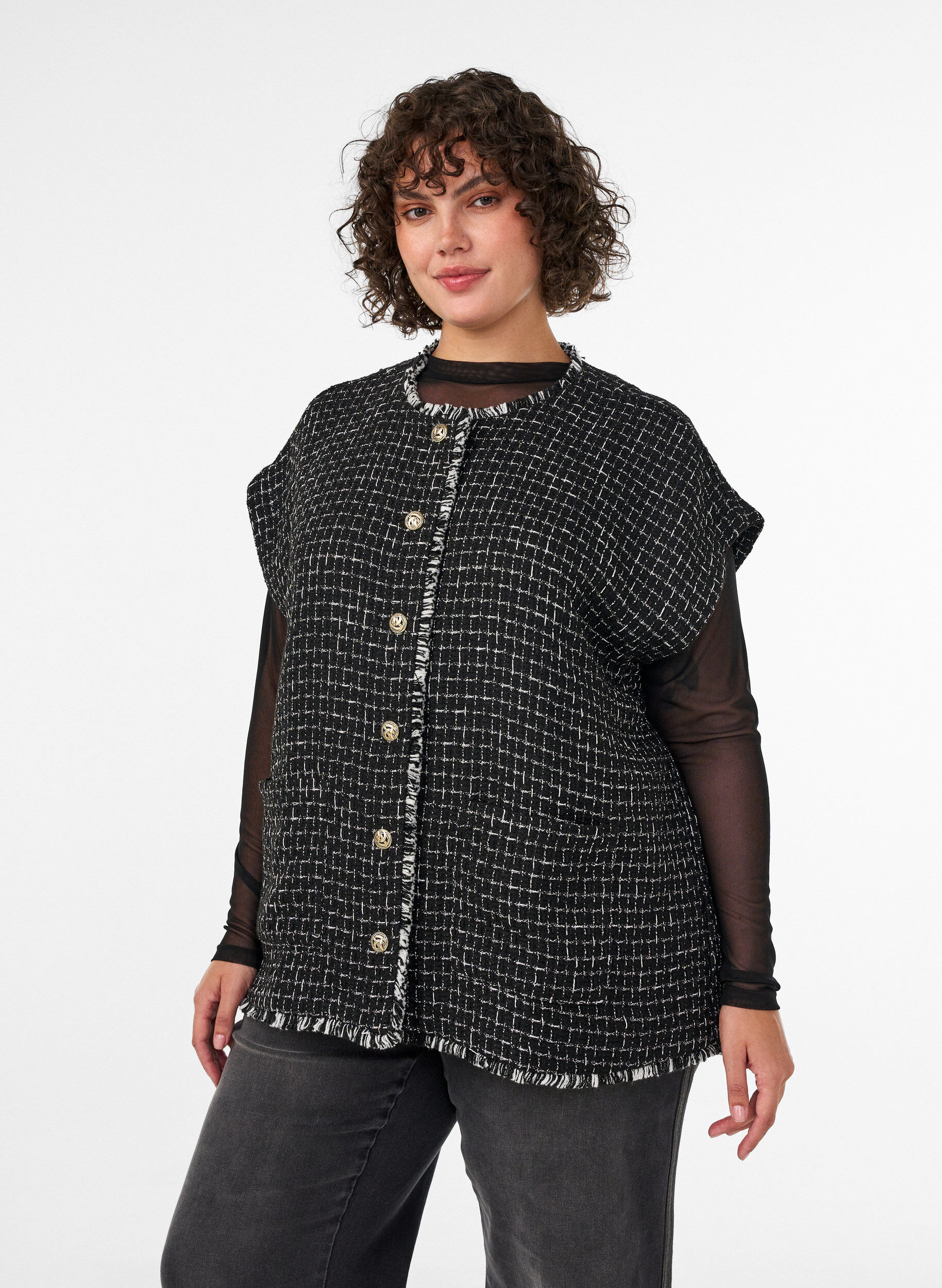 ZizziTernet vest med dekorative knapper, Sort, Model image number 0