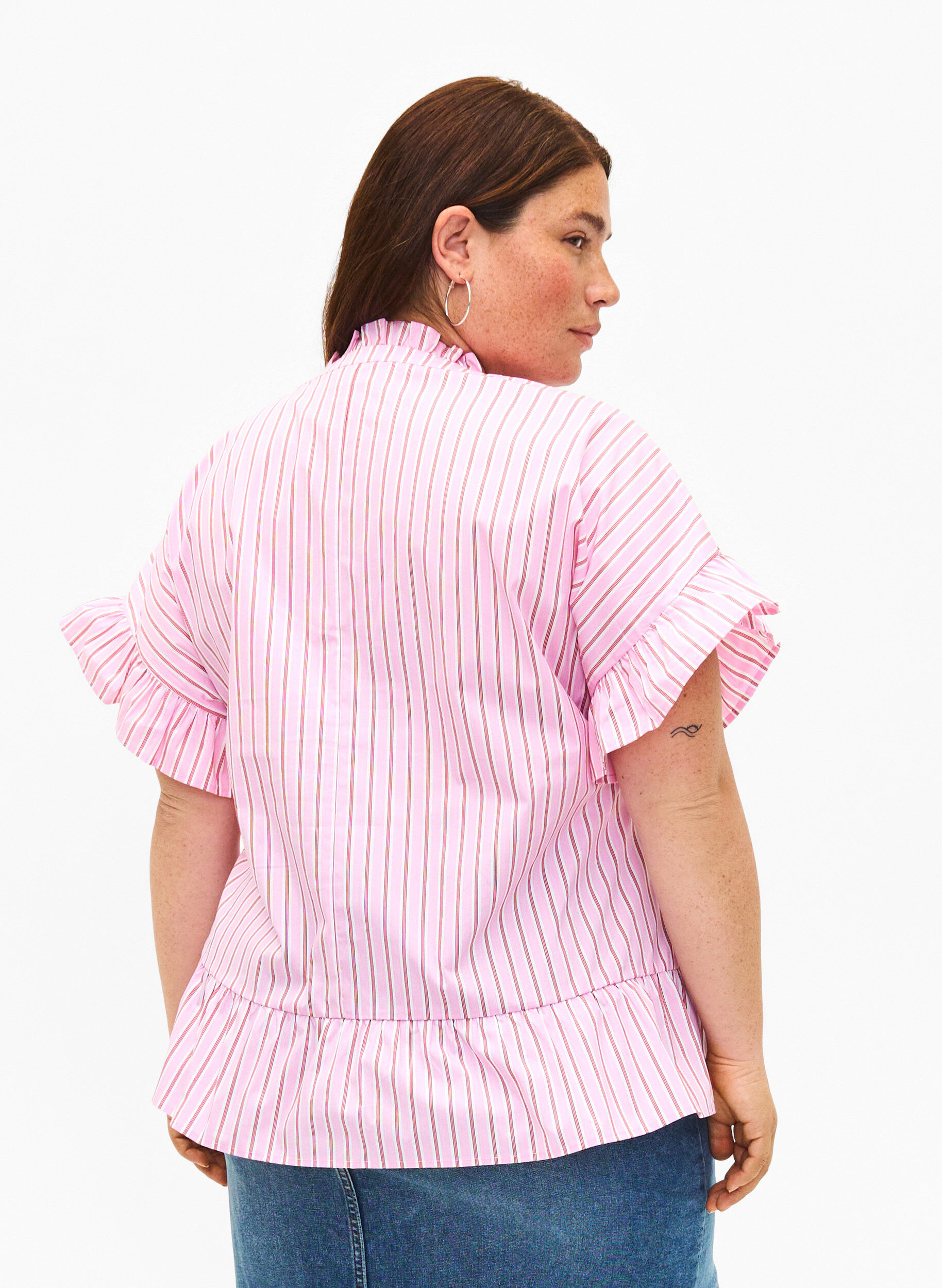 Zizzi Stribet bluse med peplum og fl&aelig;sedetaljer, Pink Red Stripe, Model image number 1